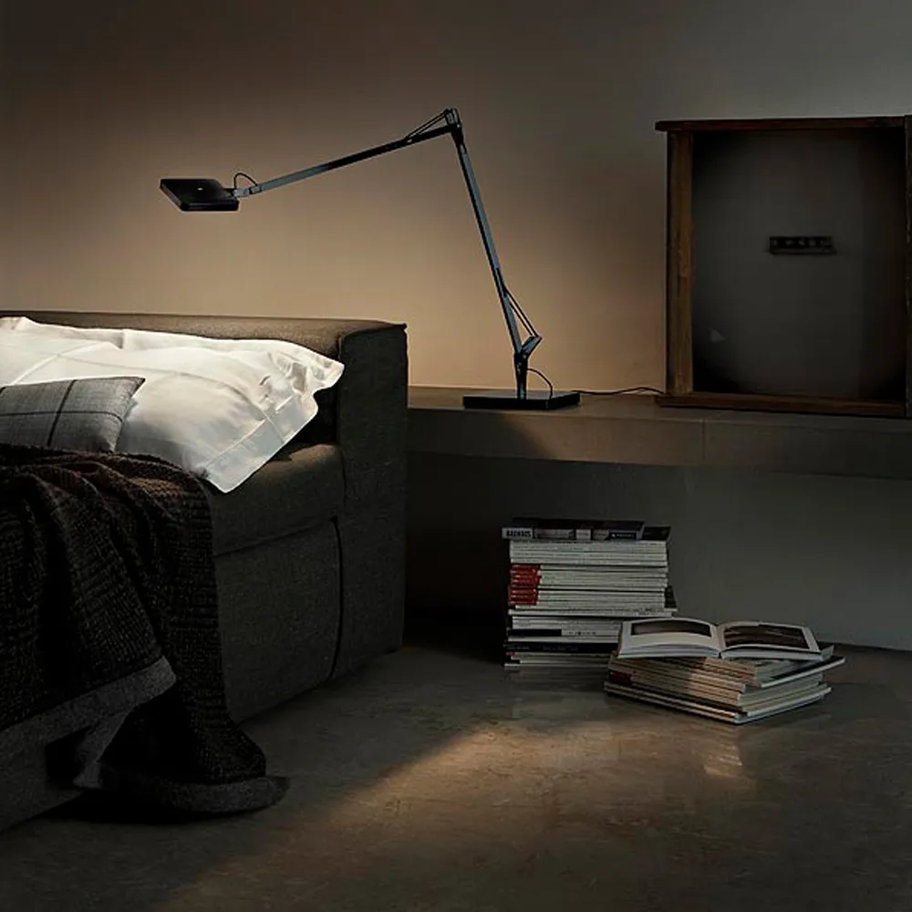 Kelvin T LED bordslampa, Vit blank Flos
