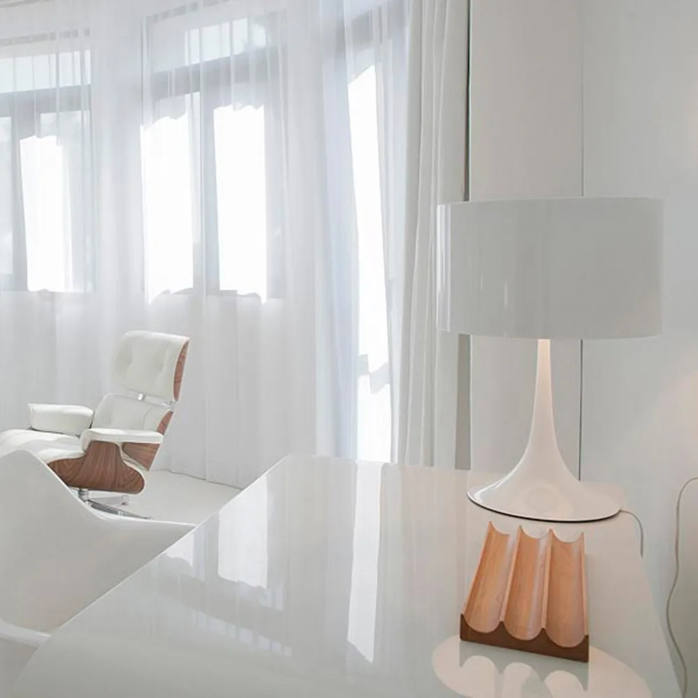 Spun Light T2 bordslampa, Vit Flos