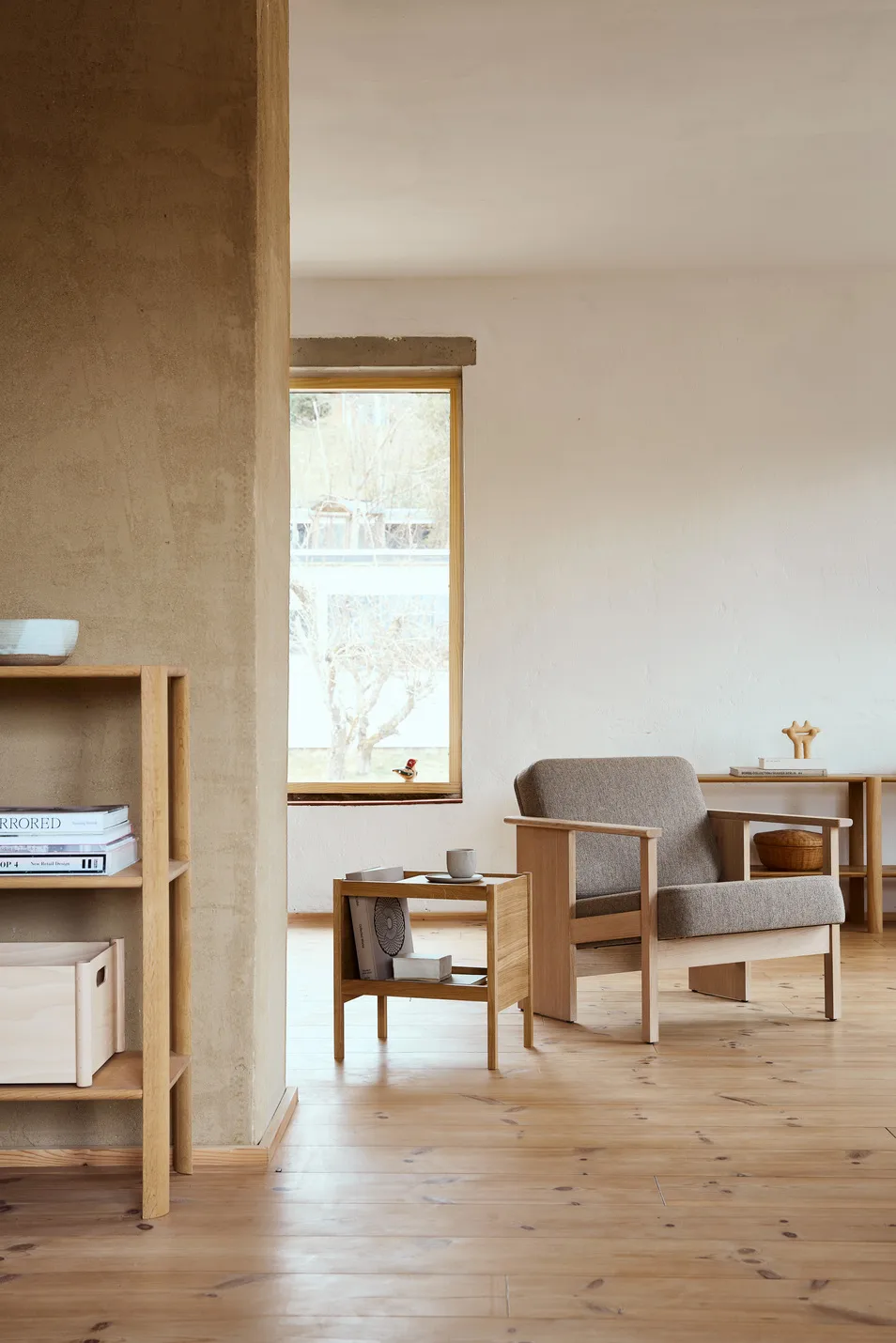 Block loungestol, Vit ek-Hallingdal 65-0227 Form & Refine