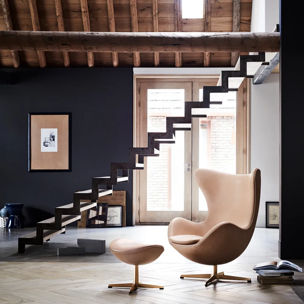 Ägget 3316 fåtölj, Leather essential walnut-steel Fritz Hansen