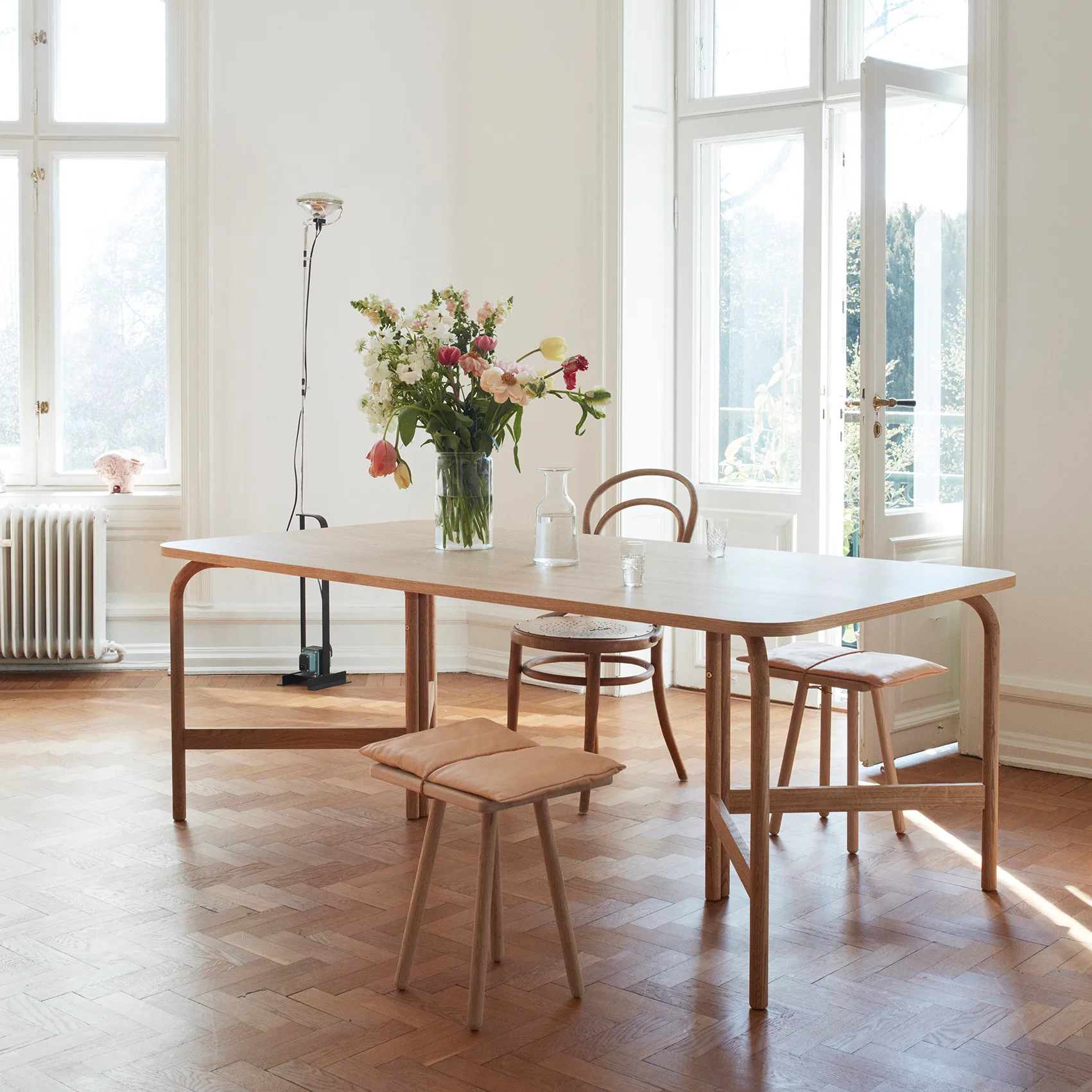 Aldus matbord, Ek Fritz Hansen