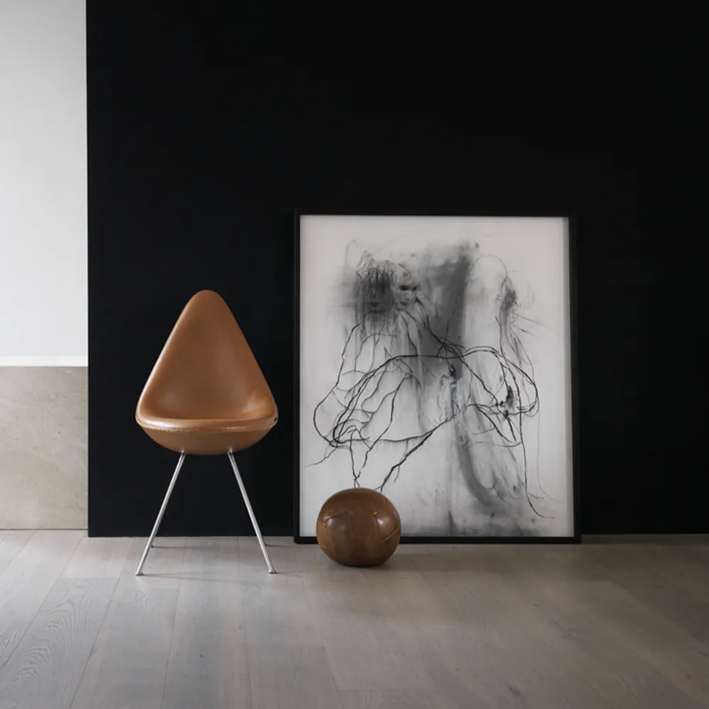 Droppen 3110 Helklädd stol, Leather essential black-black Fritz Hansen
