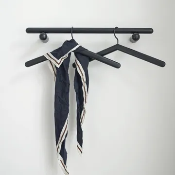 Georg hängare 60 cm - svartlackerad ek - Fritz Hansen