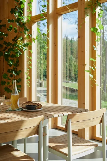 Pelagus karmstol teak - Light ivory - Fritz Hansen