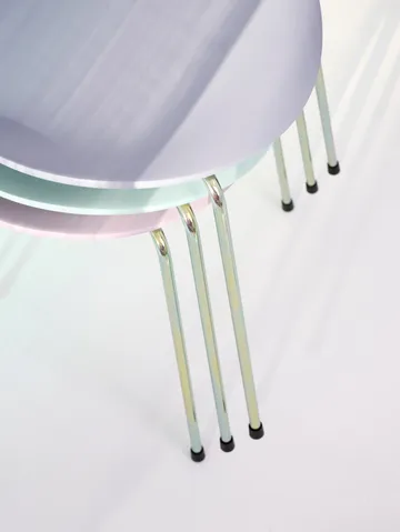 Sjuan 3107 7:14 AM stol - Green-rainbow - Fritz Hansen
