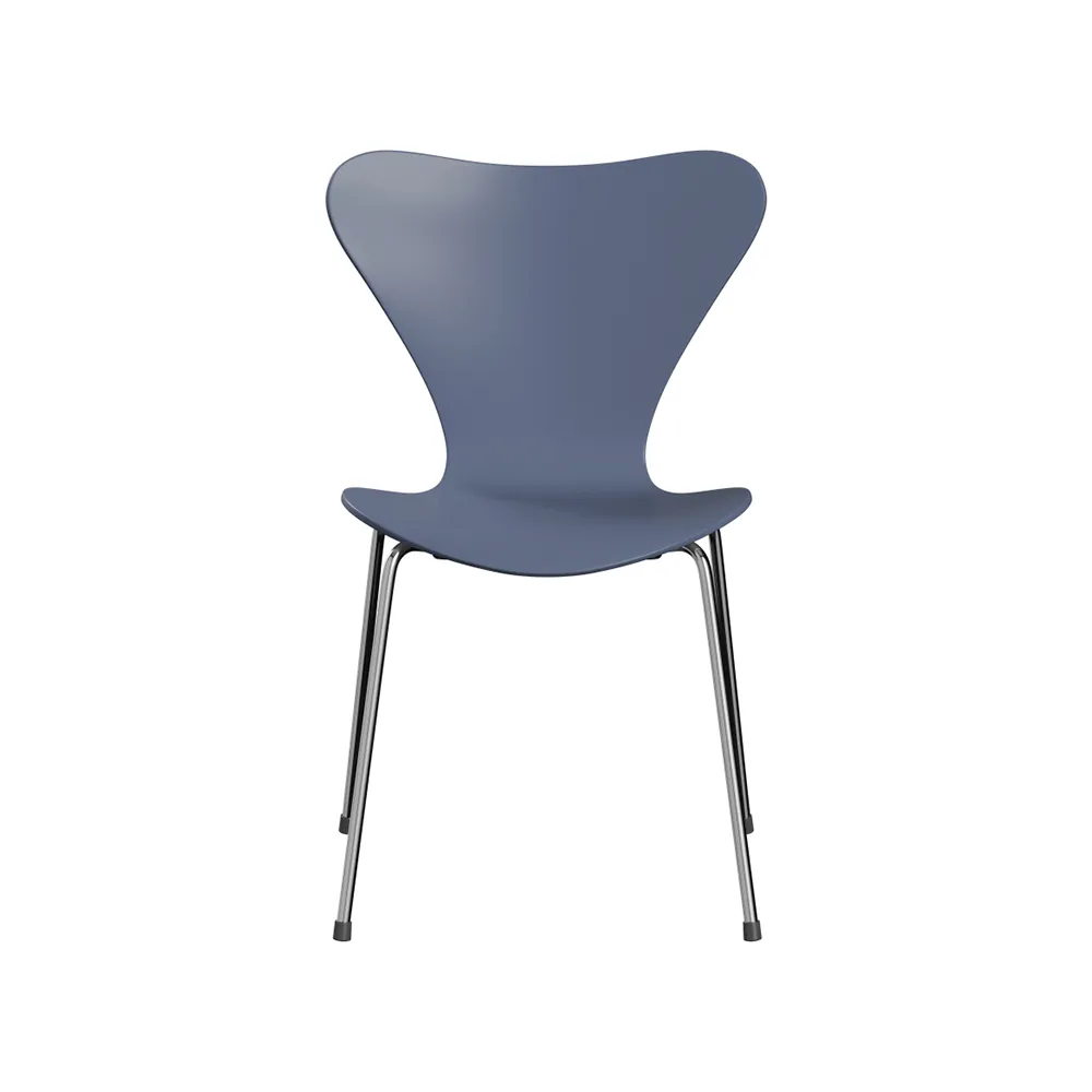 Sjuan 3107 stol, Dusk blue-lackad-kromat stålstativ Fritz Hansen