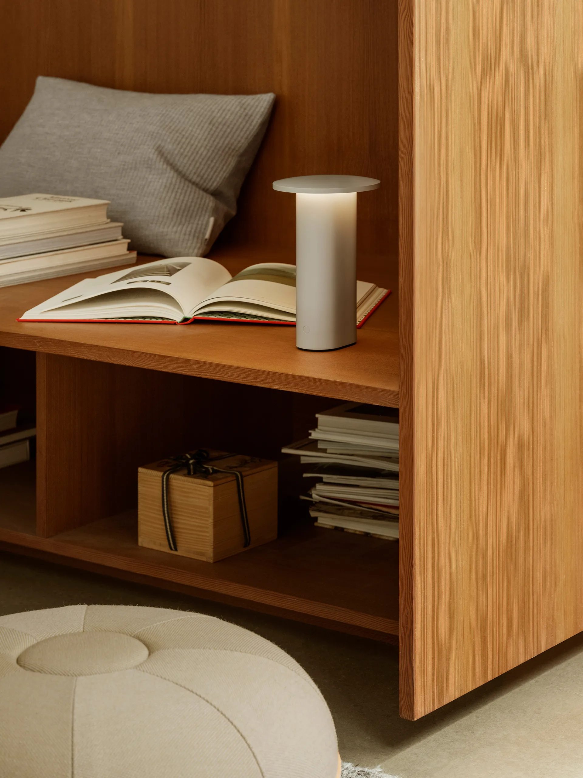 Solae bordslampa 22 cm, Warm grey Fritz Hansen