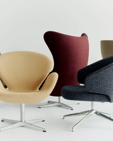 Svanen 3320 fåtölj - Acca Camel (gul)-borstad aluminium - Fritz Hansen