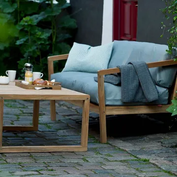 Virkelyst soffa 2-sits teak - Tyg outdoor textile ash - Fritz Hansen