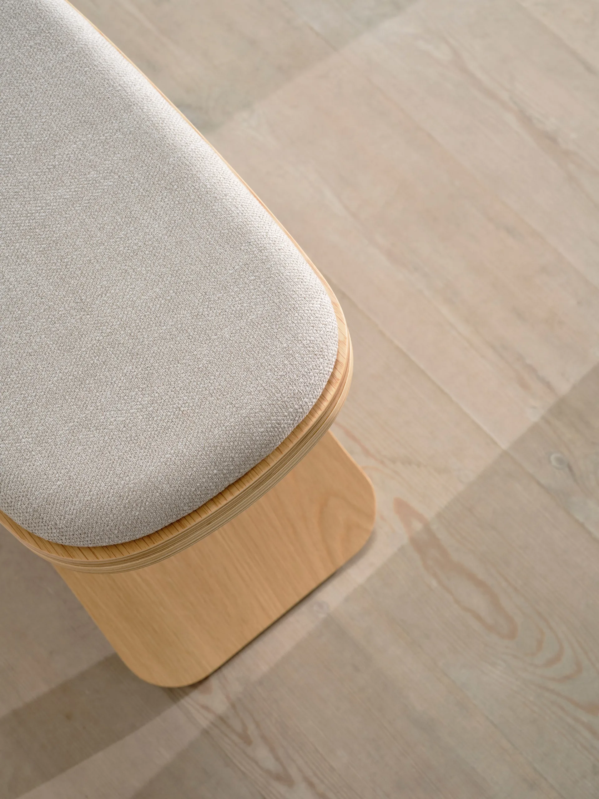Luno pall 48x28x72 cm, Ek-beige textil Gejst