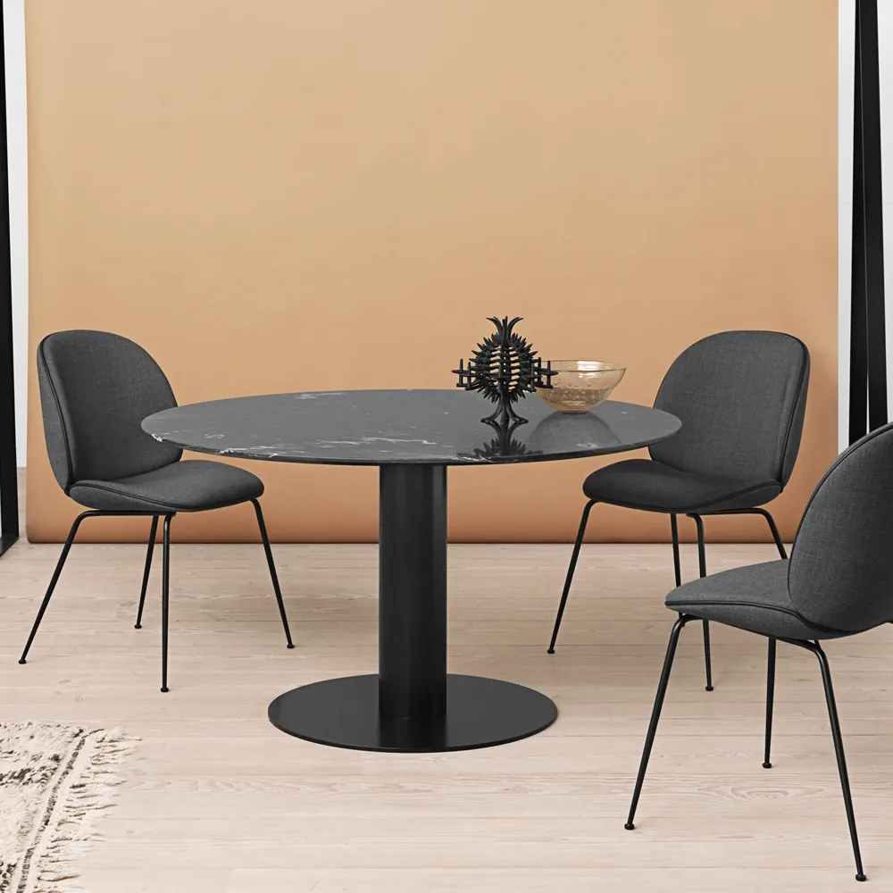 Gubi 2.0 matbord, marble green, ø150, svart stativ GUBI