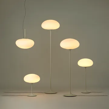 Stemlite bordslampa - pebble grey, h.42 cm - GUBI