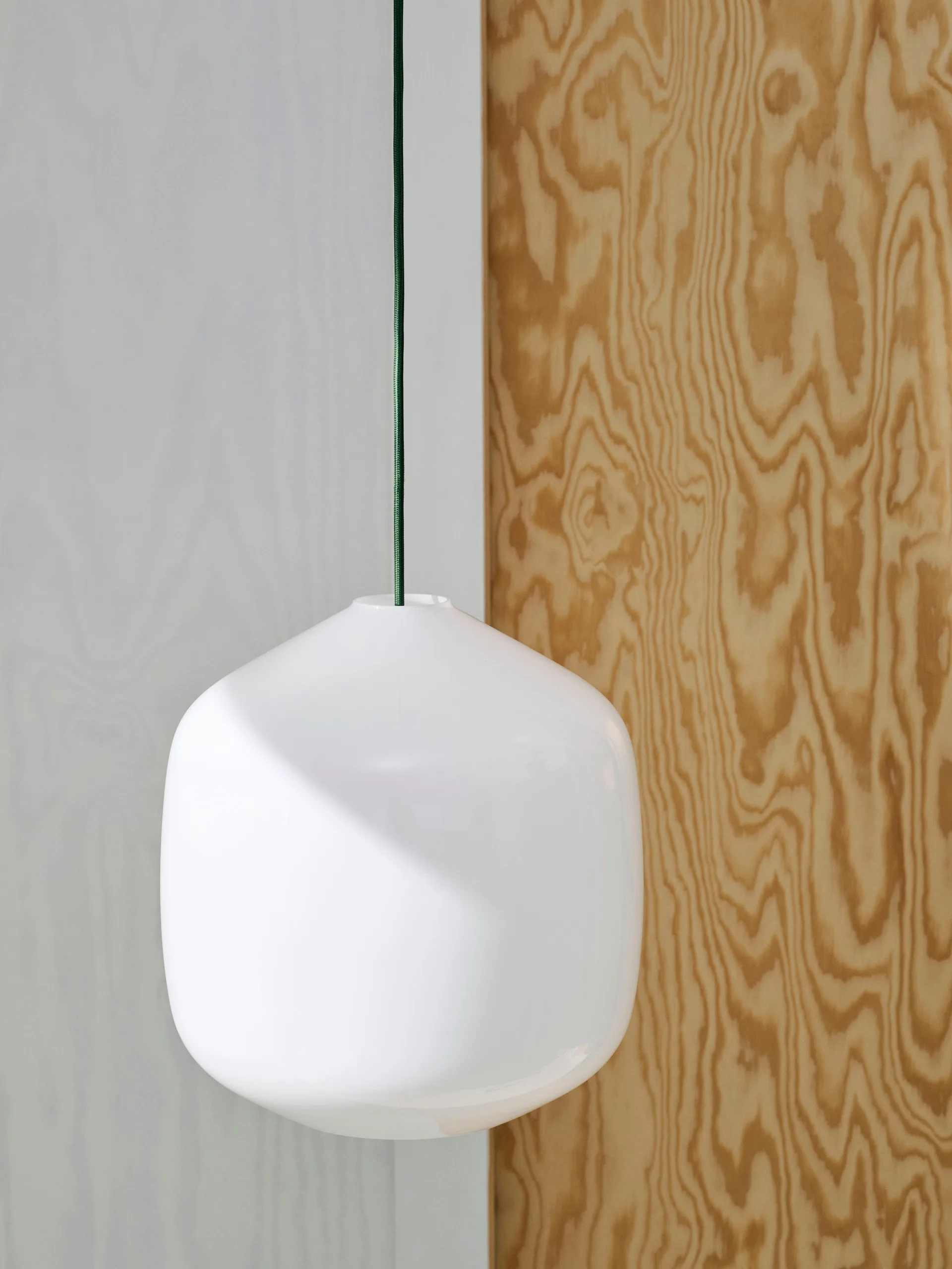 Buoy pendel Ø20 cm, Opal glass-pastel lilac HAY