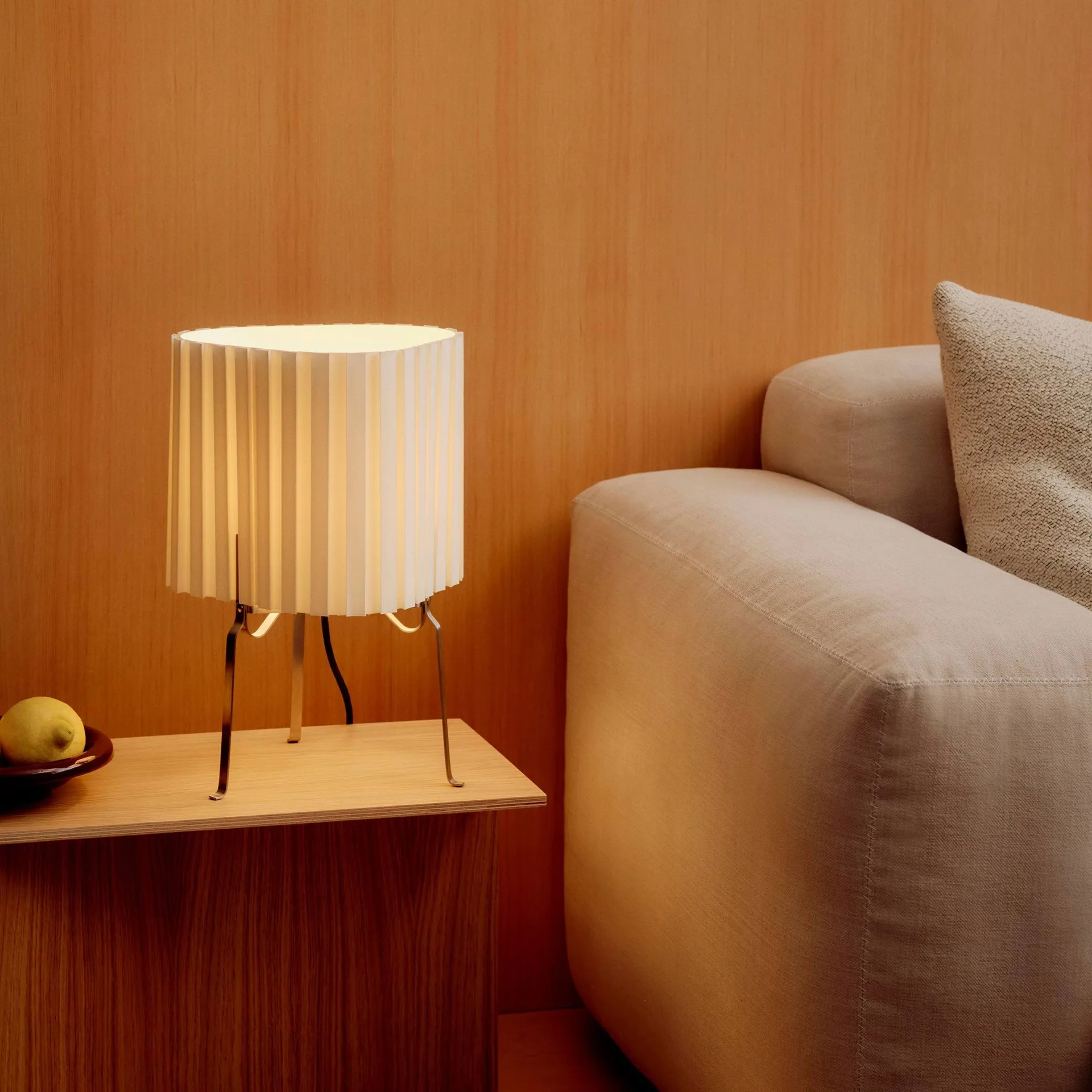 Canelé bordslampa, Warm white HAY