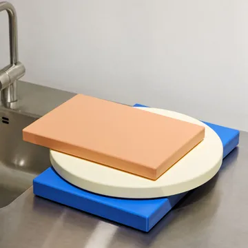 Chopping Board skärbräda M 20x30 cm - Peach - HAY