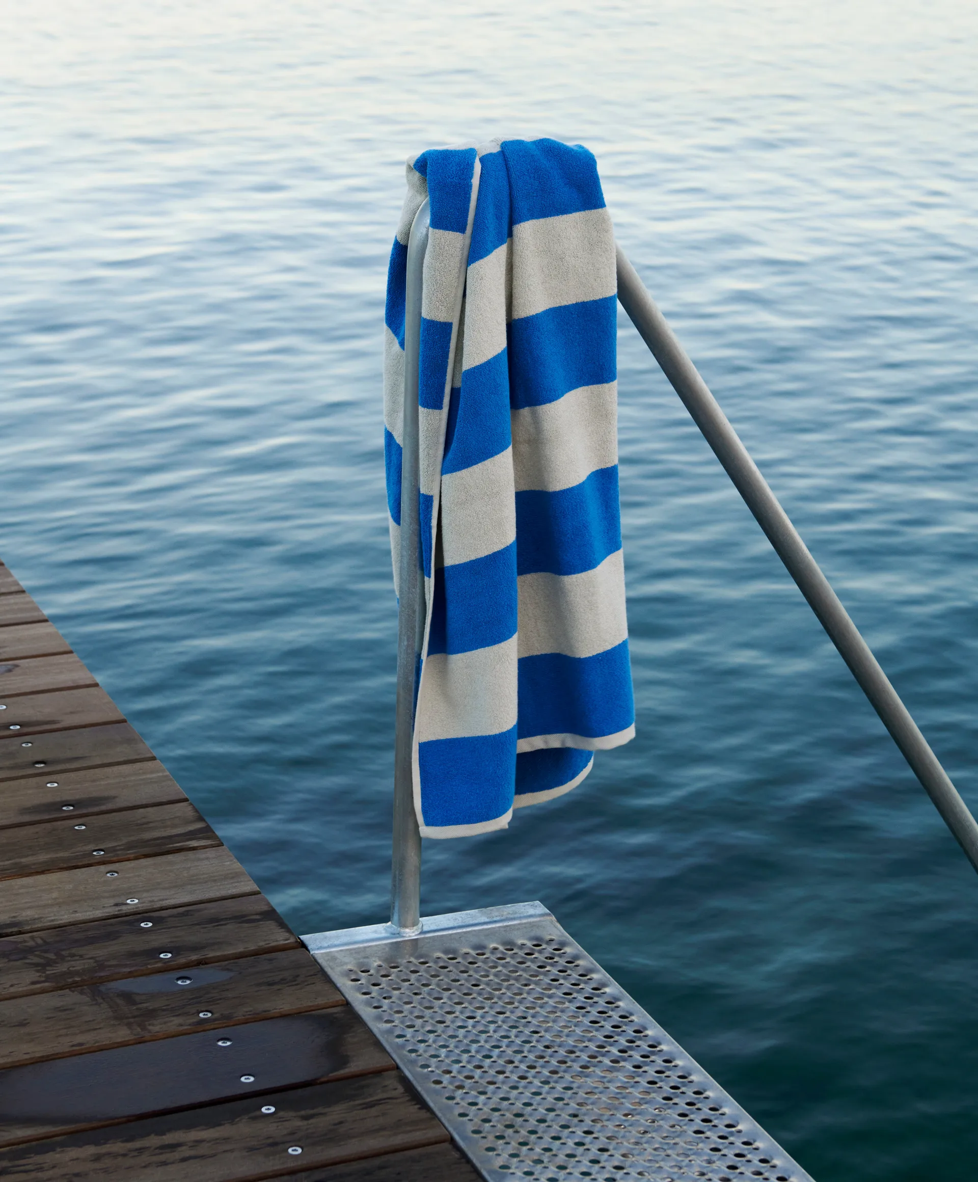 Frotté Stripe handduk 50x100 cm, Blue HAY