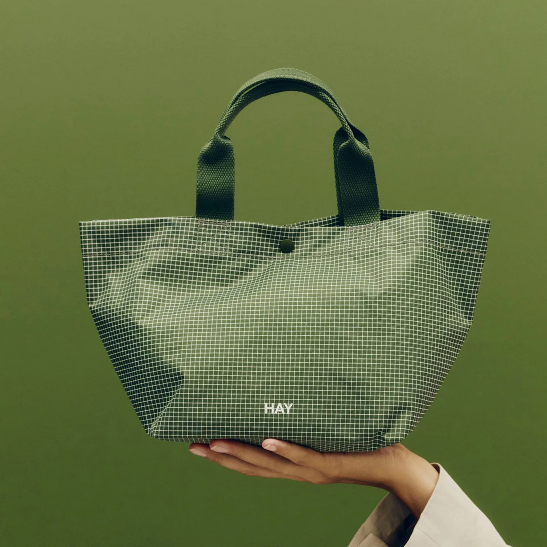 Grid Everyday Bag väska, Dark green, mini HAY