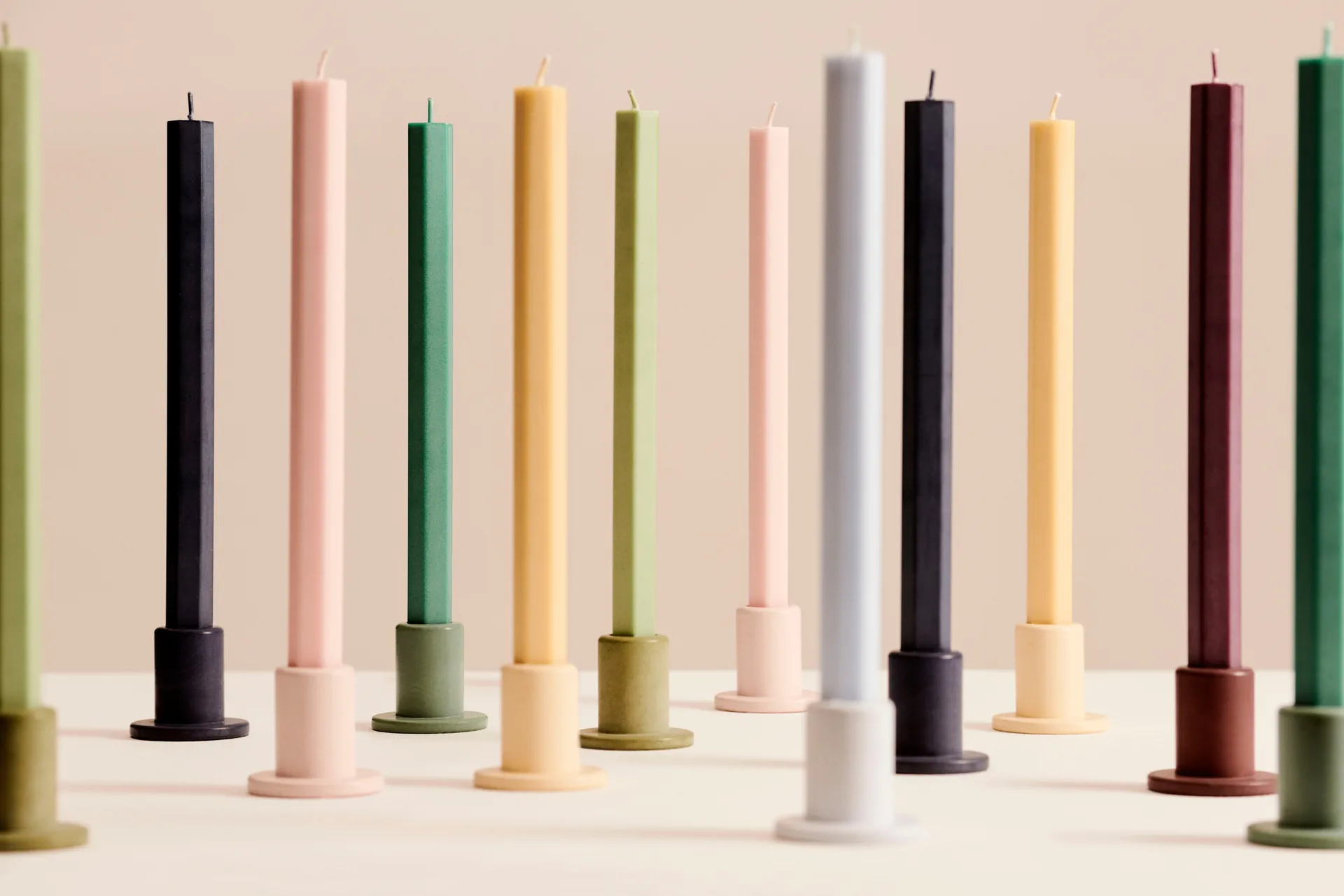 Hexagon Candle ljus mix 4-pack, Dark HAY