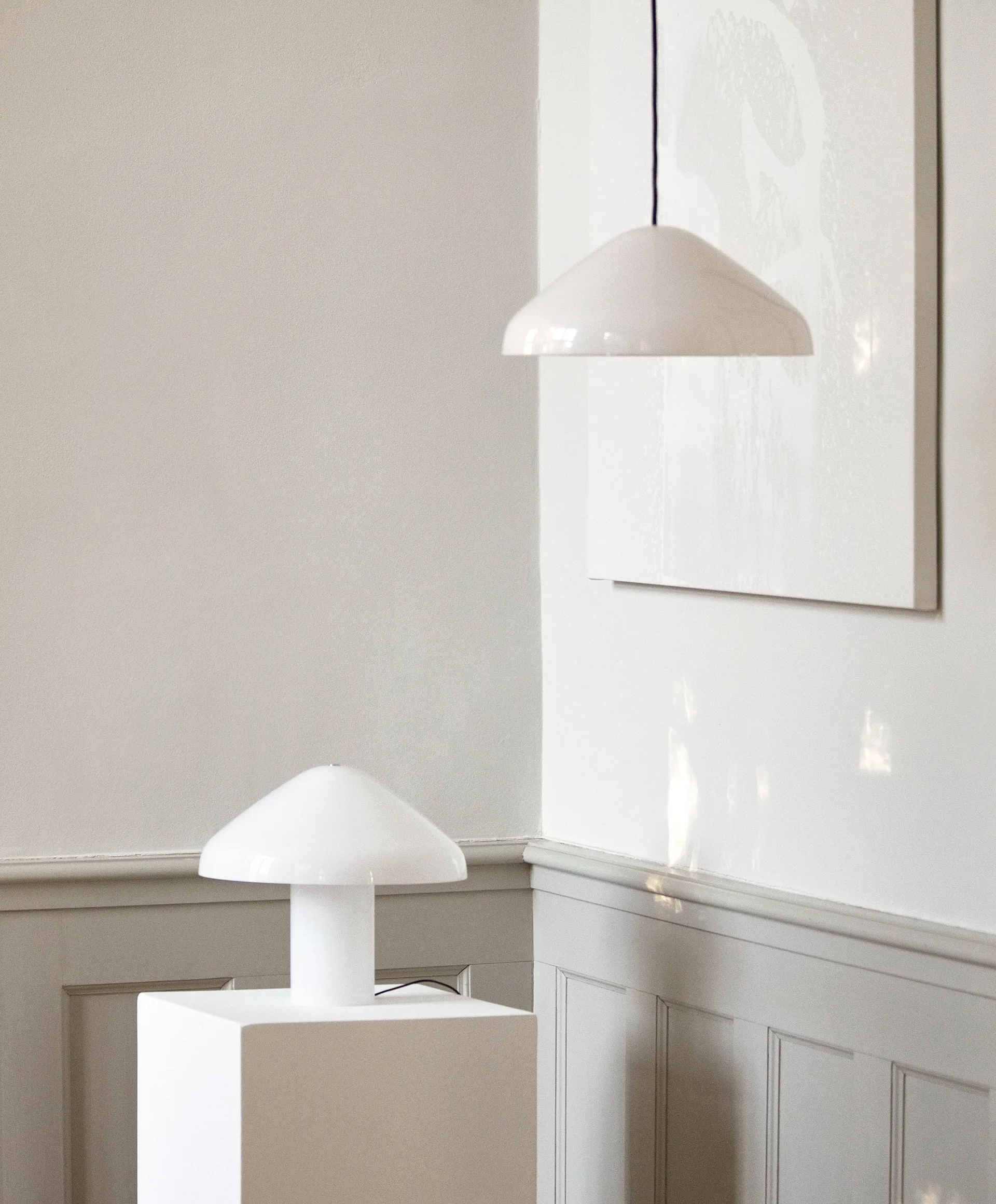 Pao Glass bordslampa Ø35 cm, Vit-opalglas HAY