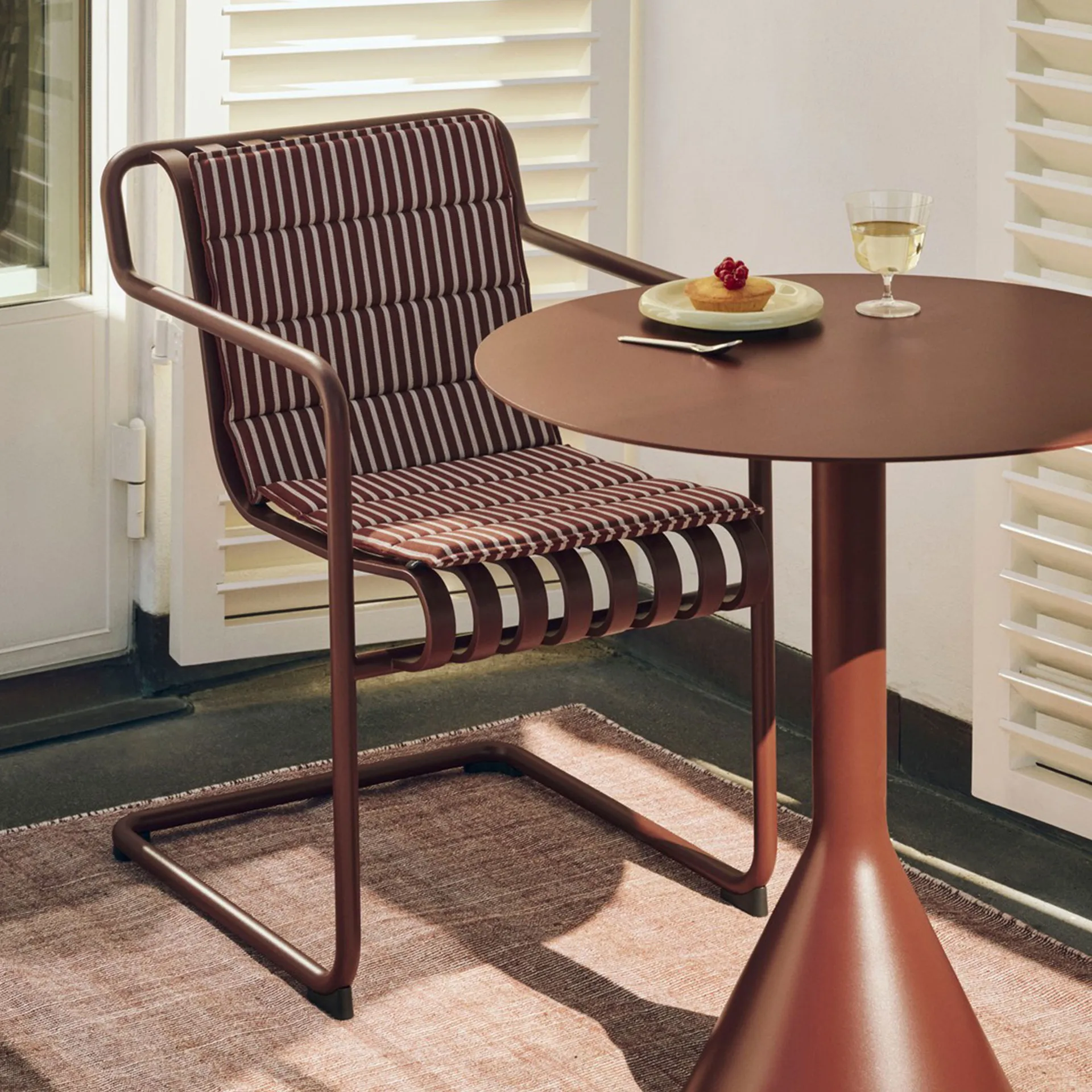 Terrazza Folding sittdyna, Terracotta bold stripe, 82x40 cm HAY
