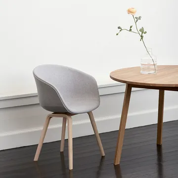 Triangle Leg matbord - Lackad ek, 250x85 cm - HAY