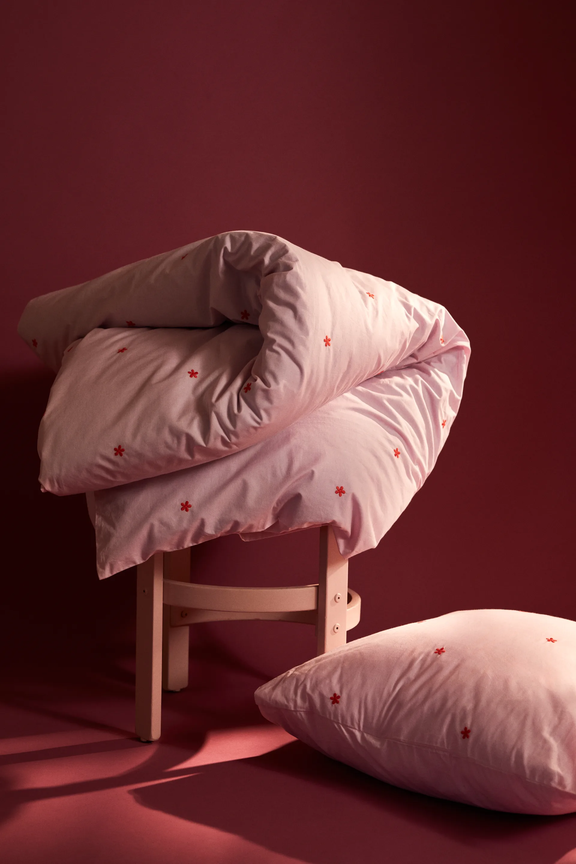 Daisy bäddset 150x210 cm, Pink-röd Juna