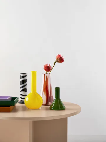 Lab erlenmeyer vas 30,5 cm - Röd-vit-rosa - Kosta Boda