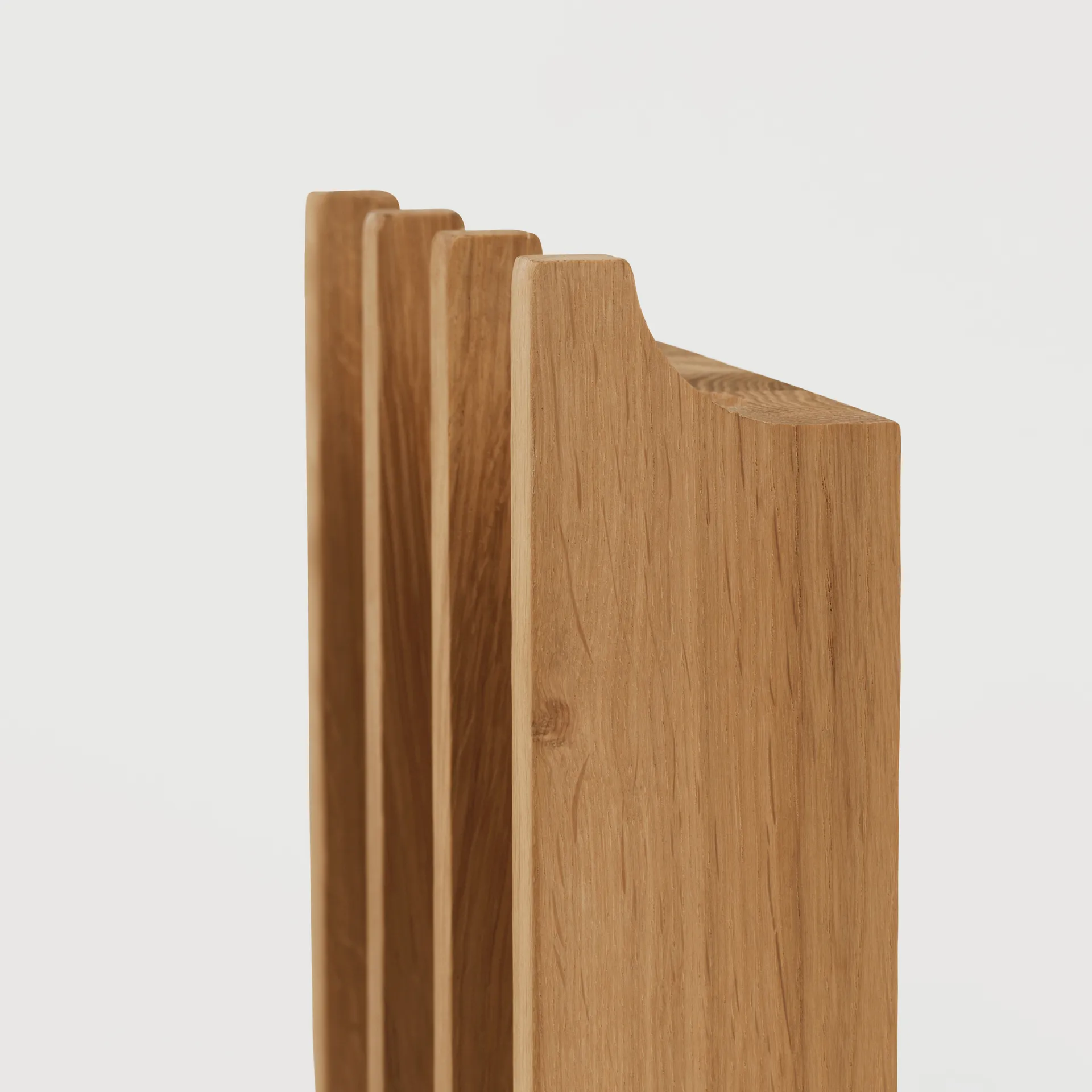 Column klädhängare, Varm oljad ek Kristina Dam Studio