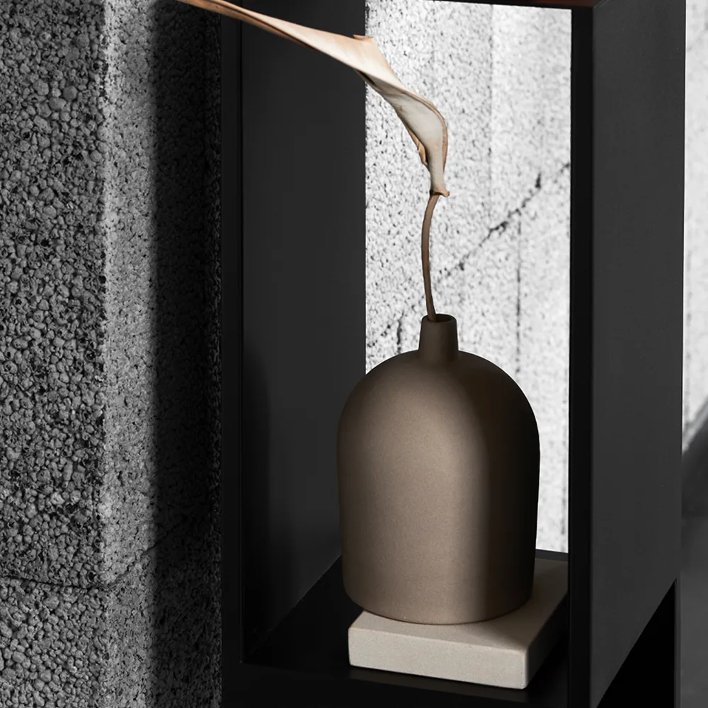 Dome vas, Grey engobe, xs Kristina Dam Studio