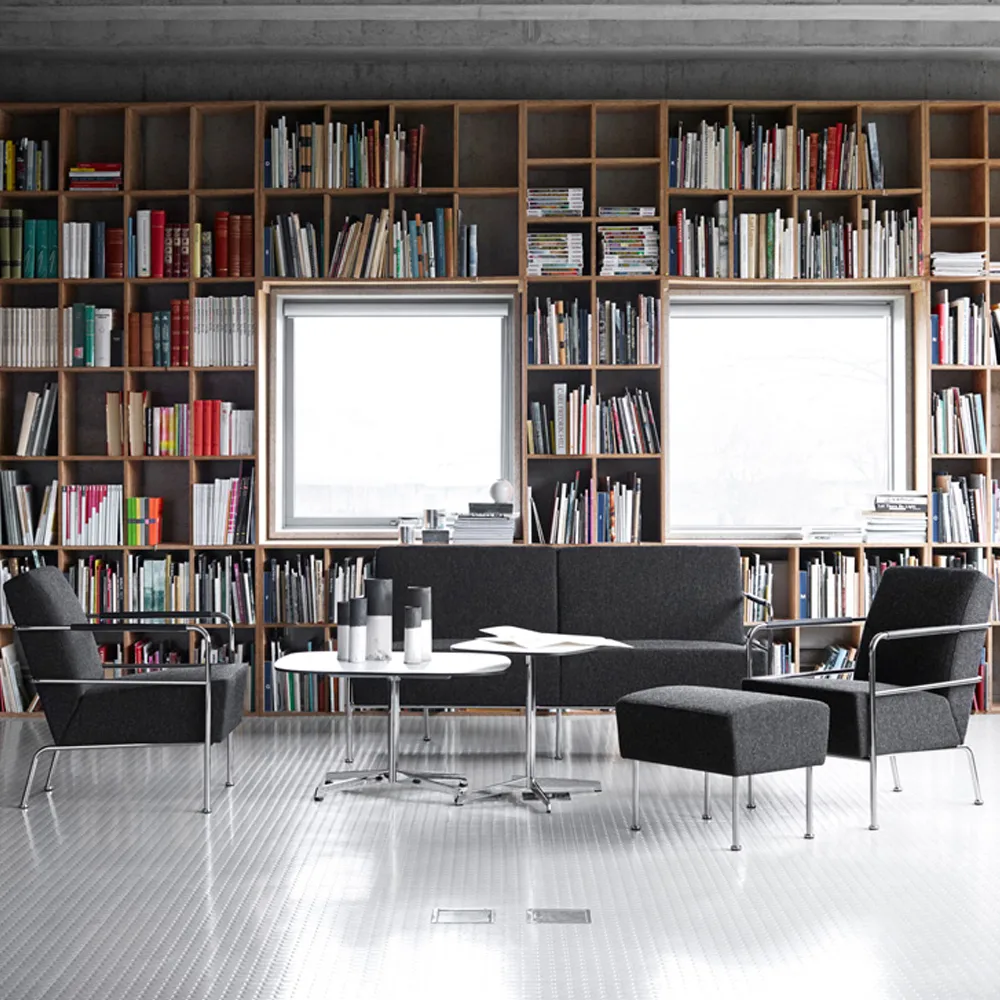 Cinema soffa, Elmo nordic svart-kromben Lammhults
