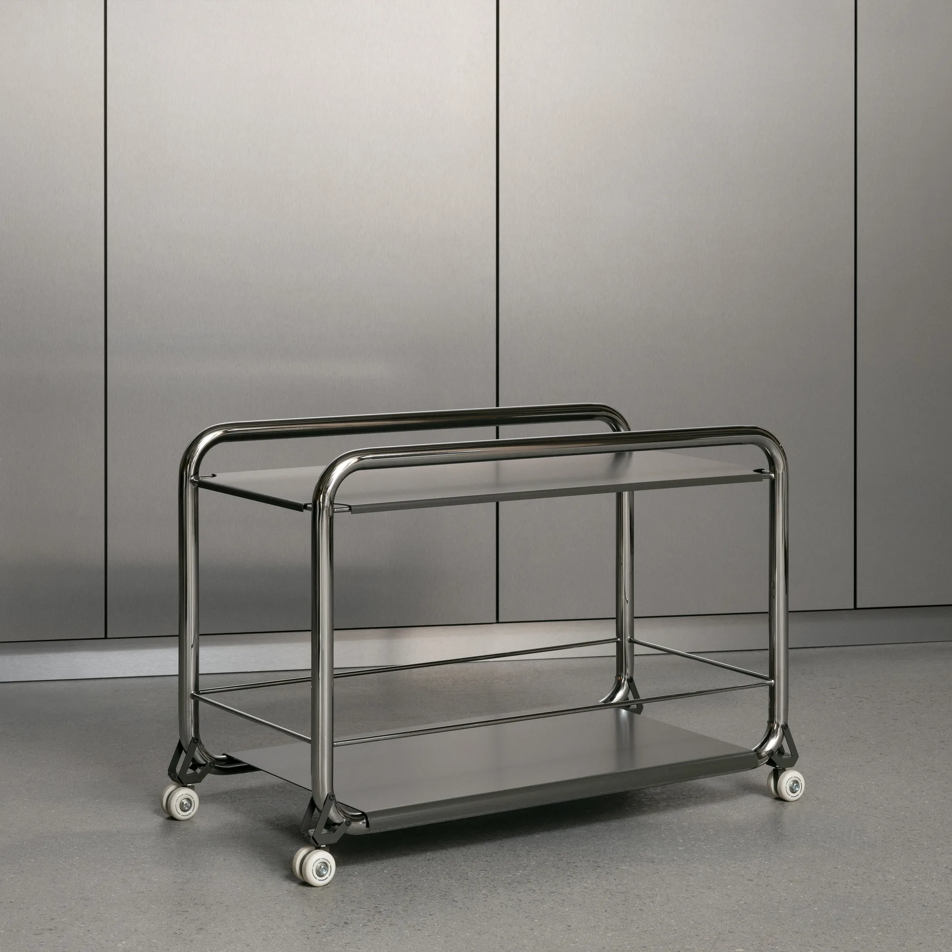 Tension rullvagn, Krom-graphit texture Lammhults