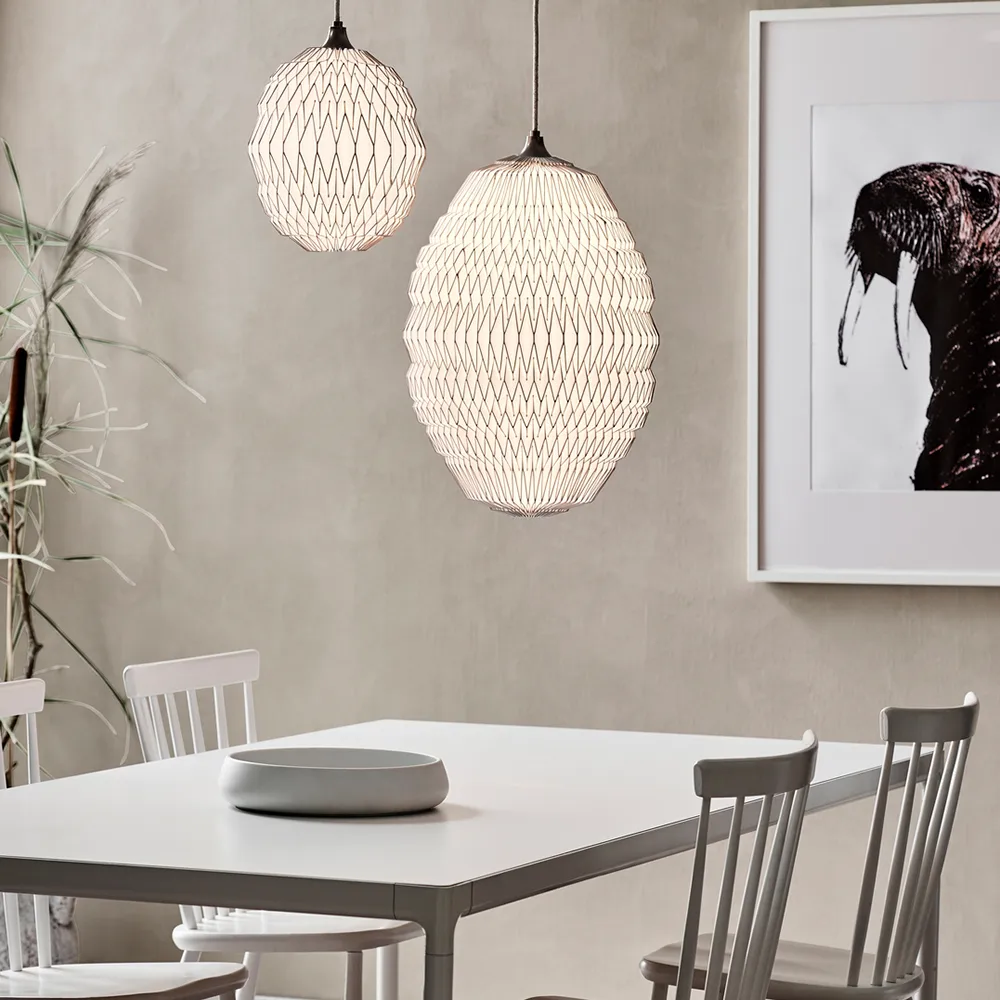 Caleo pendel, white/bronze, small, stripes Le Klint
