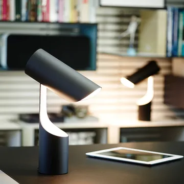 Mutatio bordslampa - svart matt - Le Klint