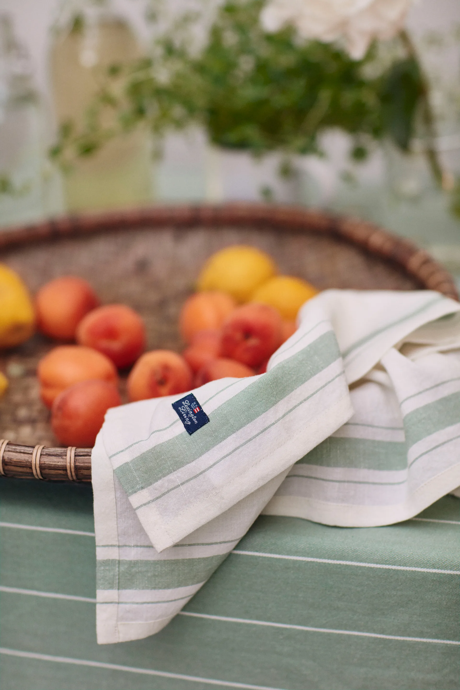 Side striped organic cotton servett 50x50 cm, White-green Lexington