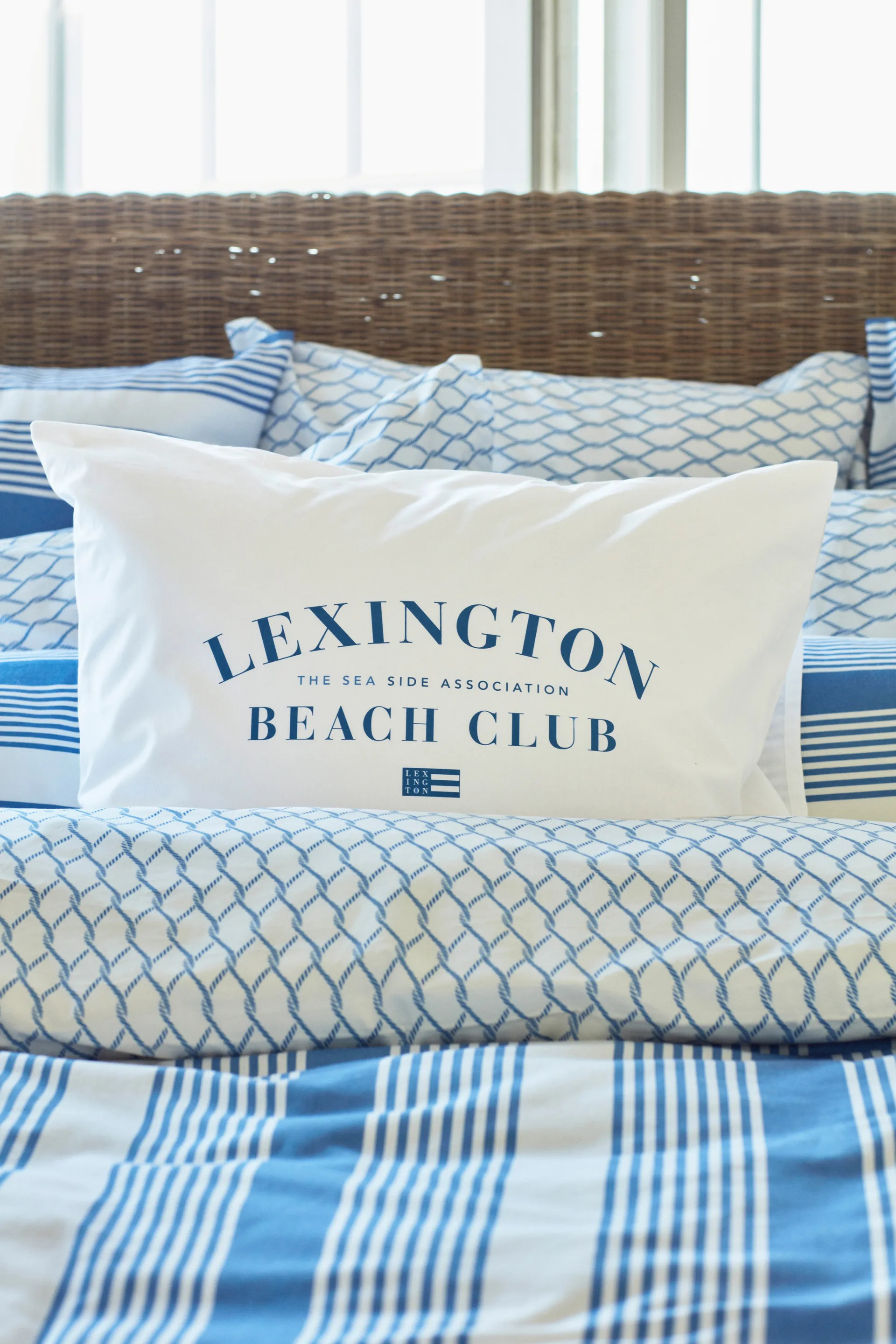 Striped Cotton Sateen bäddset 150x210 cm, Blå-vit Lexington