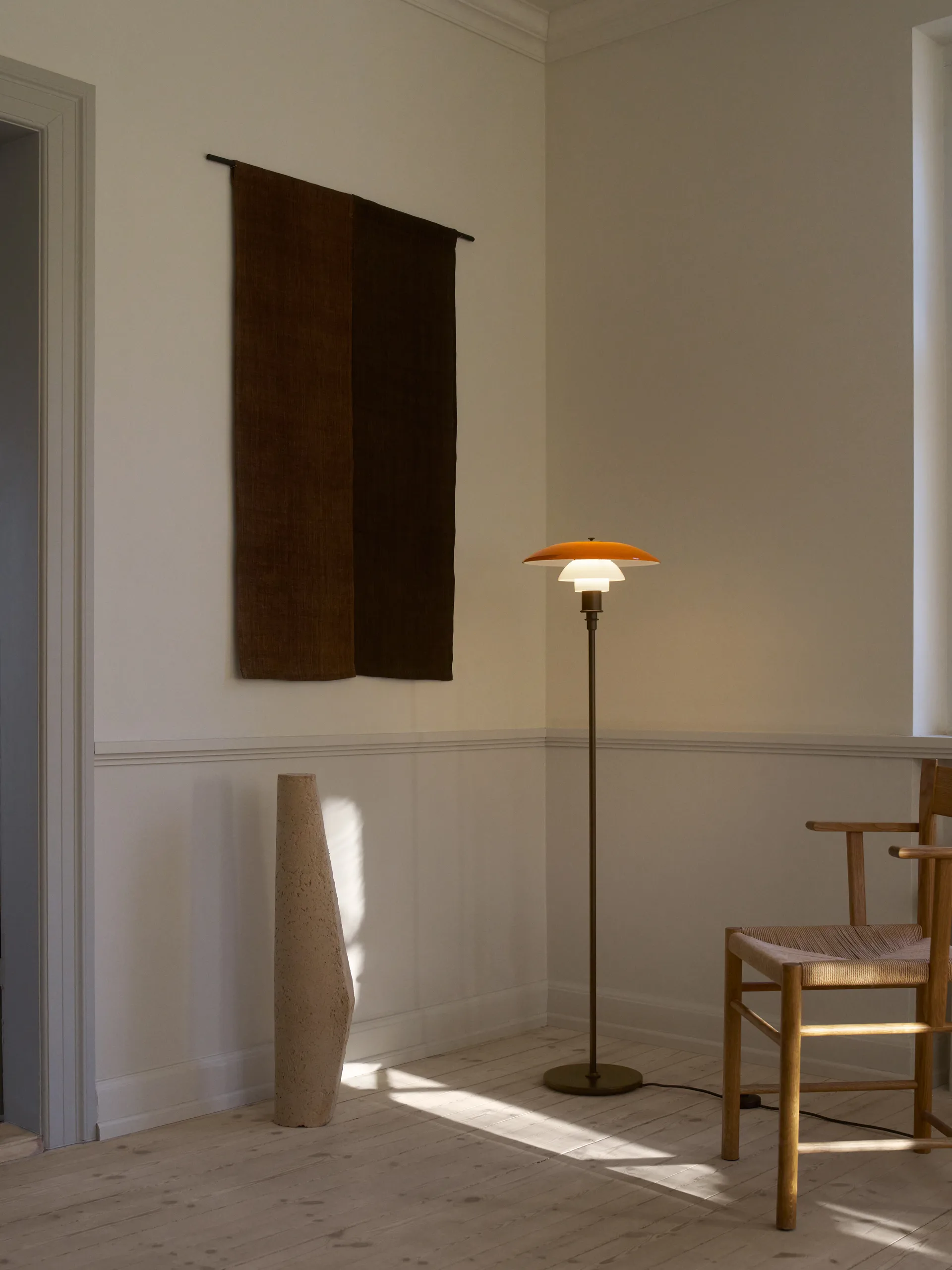 PH 3½-2½ golvlampa Centenary Edition, Amber-opal white Louis Poulsen