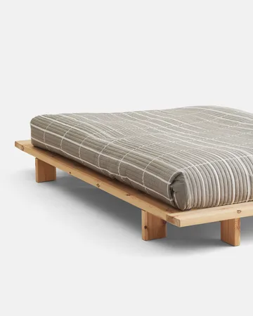 Tiiliskivi överkast 260x260 cm - Sand-off white - Marimekko
