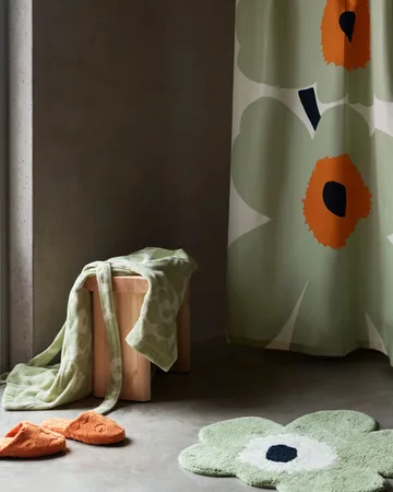Unikko badrumsmatta 73x74 cm - Sage-off white - Marimekko