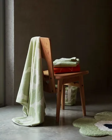 Unikko badrumsmatta 73x74 cm - Sage-off white - Marimekko