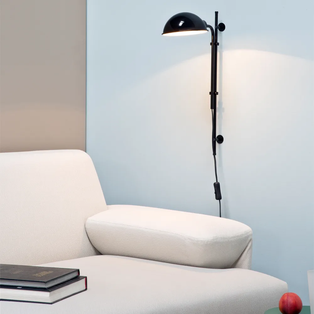Funiculi vägglampa, offwhite Marset