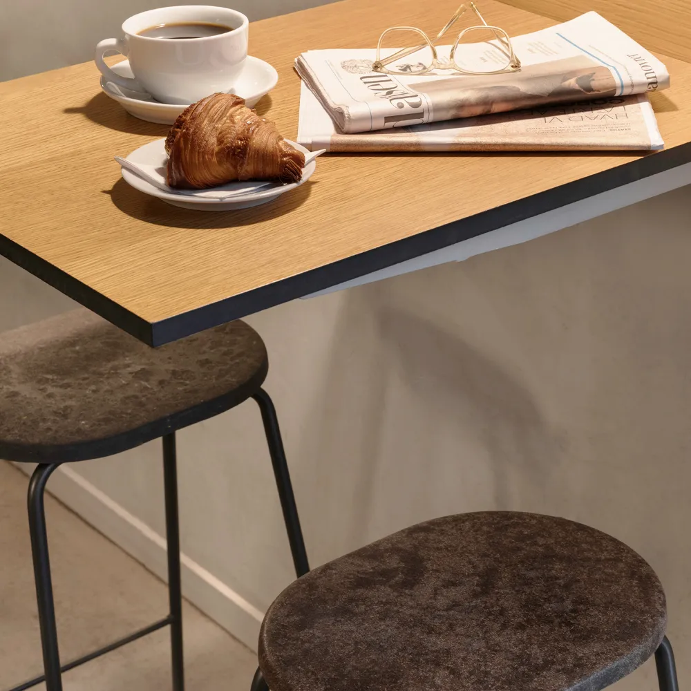 Earth barpall, coffee, h.69, svart stålstativ Mater