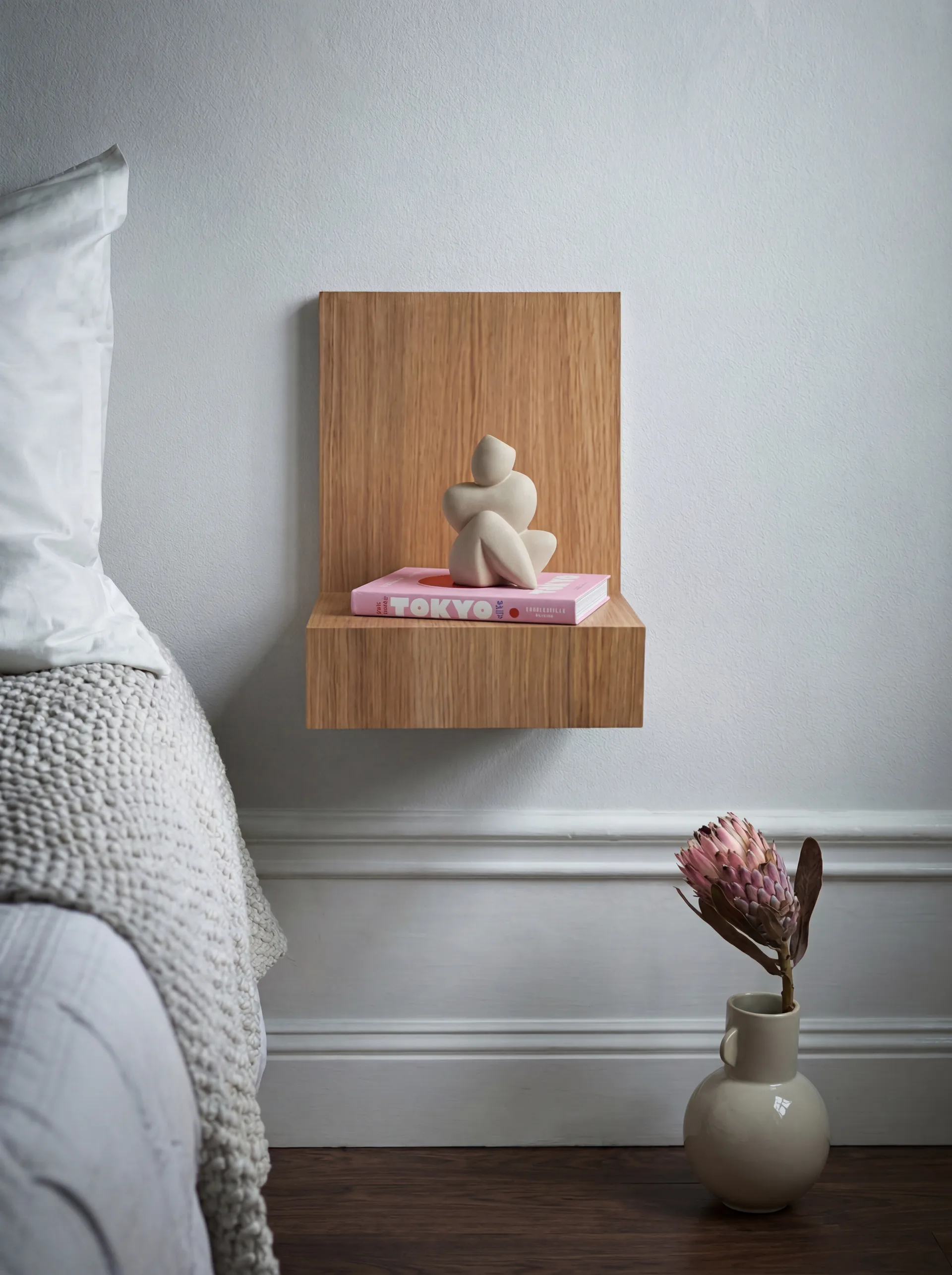 L-shelf vägghylla, Ek, 30x38x29 cm Maze