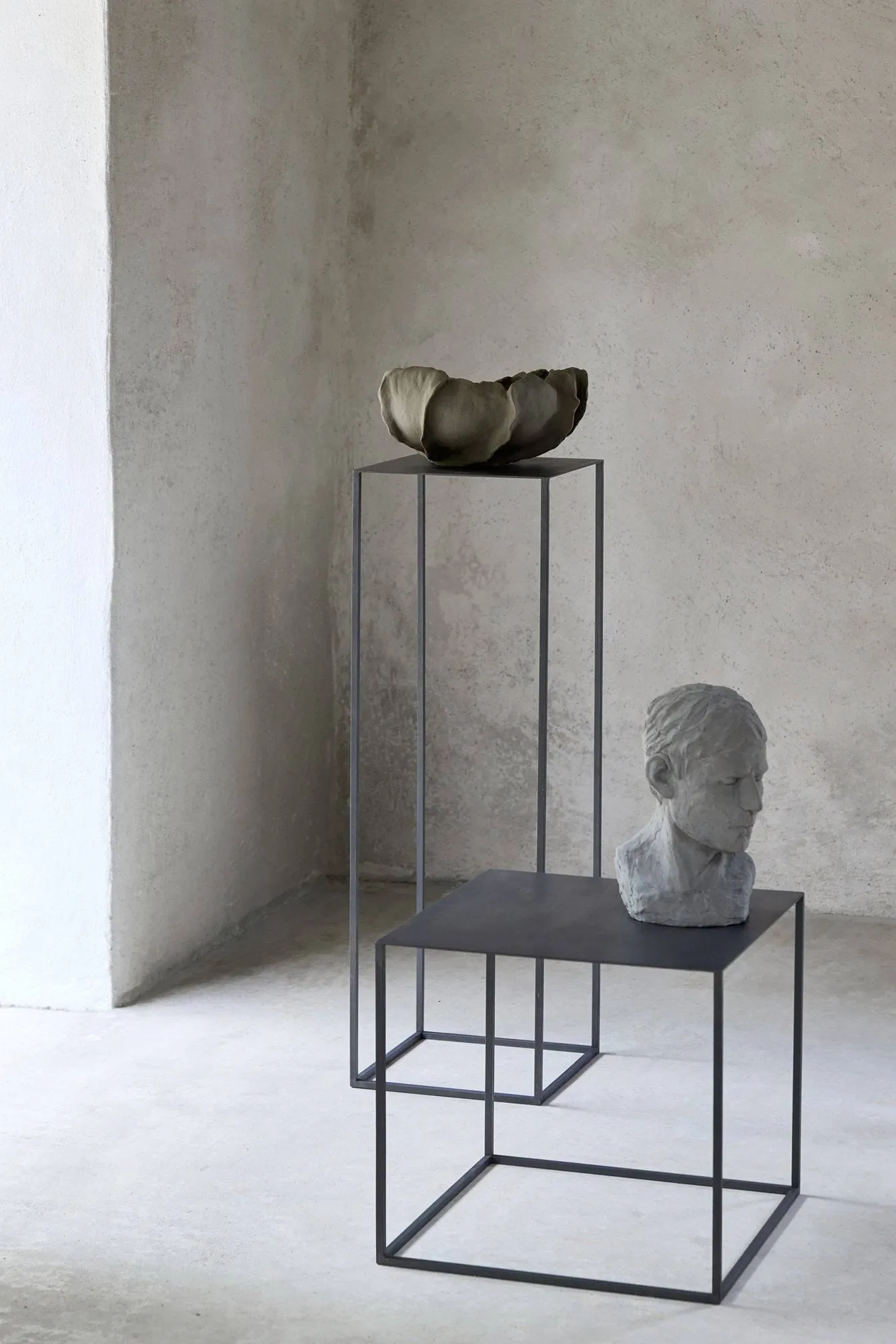 Cubic piedestal, Svart, 29x29x90 cm Mette Ditmer