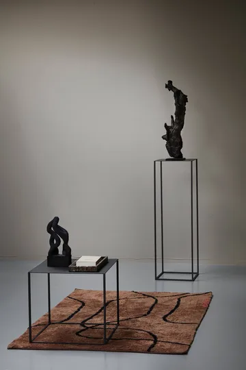 Cubic piedestal - Svart, 29x29x90 cm - Mette Ditmer