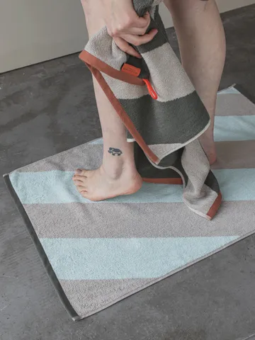 Diagonal badrumsmatta 50x80 cm - Mint - Mette Ditmer