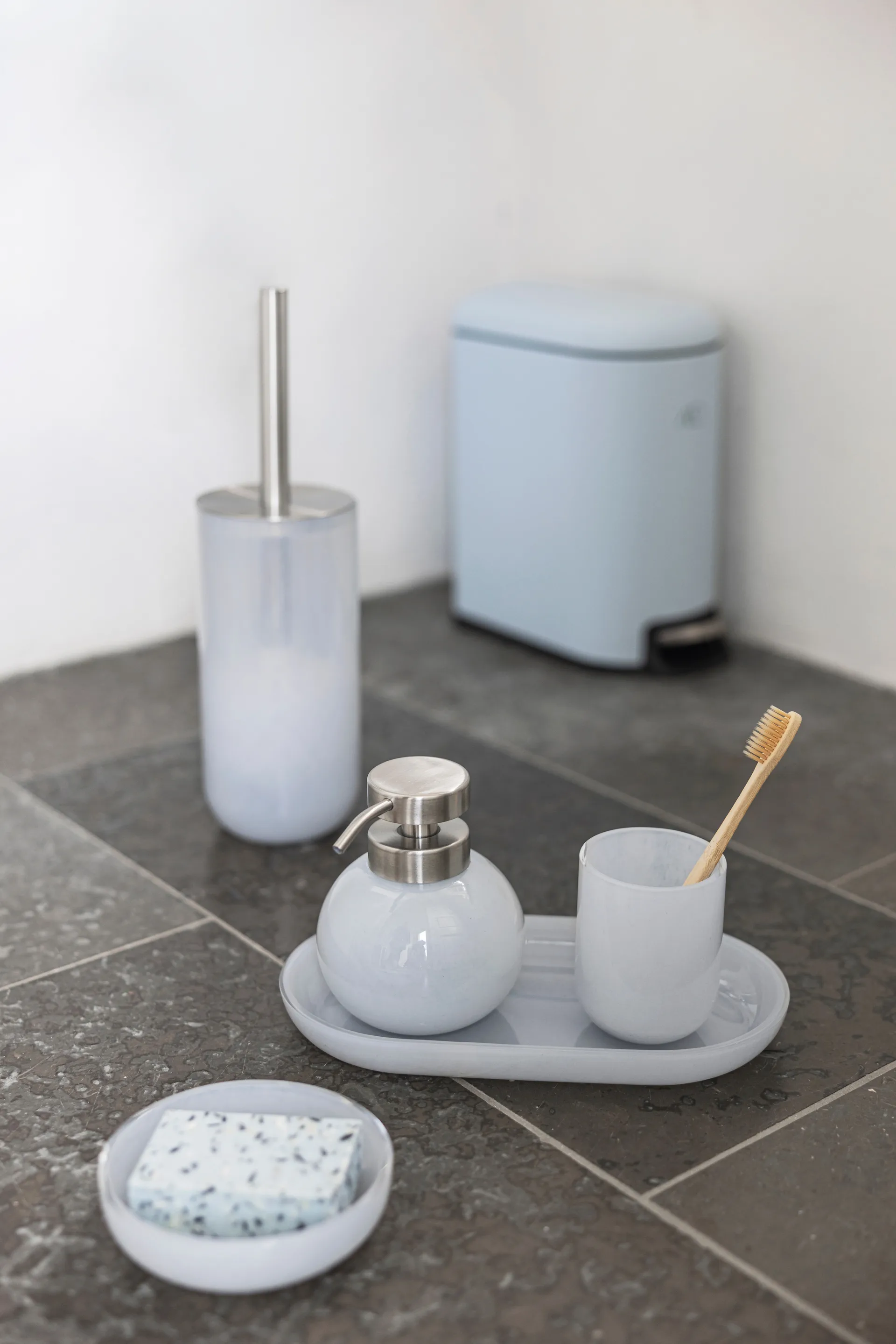 Opal tvålfat, Light blue Mette Ditmer