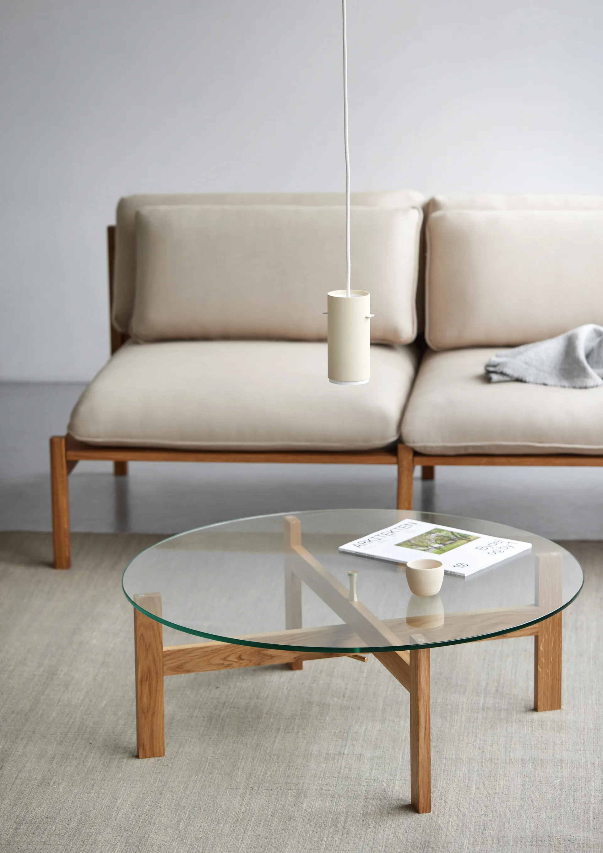 Moebe Round soffbord Ø88 cm, Ek MOEBE