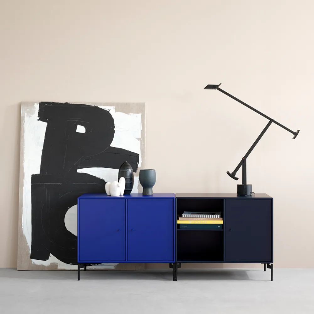 Save sideboard, monarch 135, svartlackade ben Montana