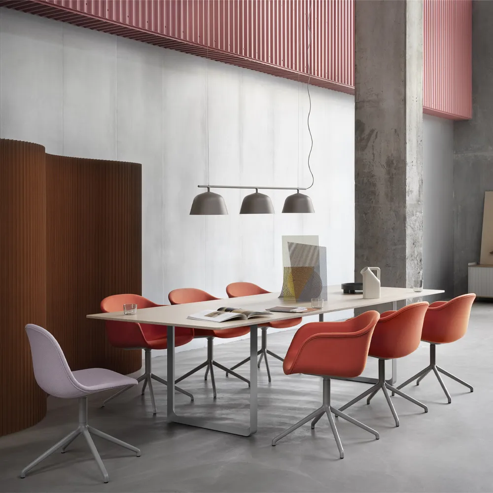 70/70 matbord 295x108 cm, Solid oak-Grey Muuto