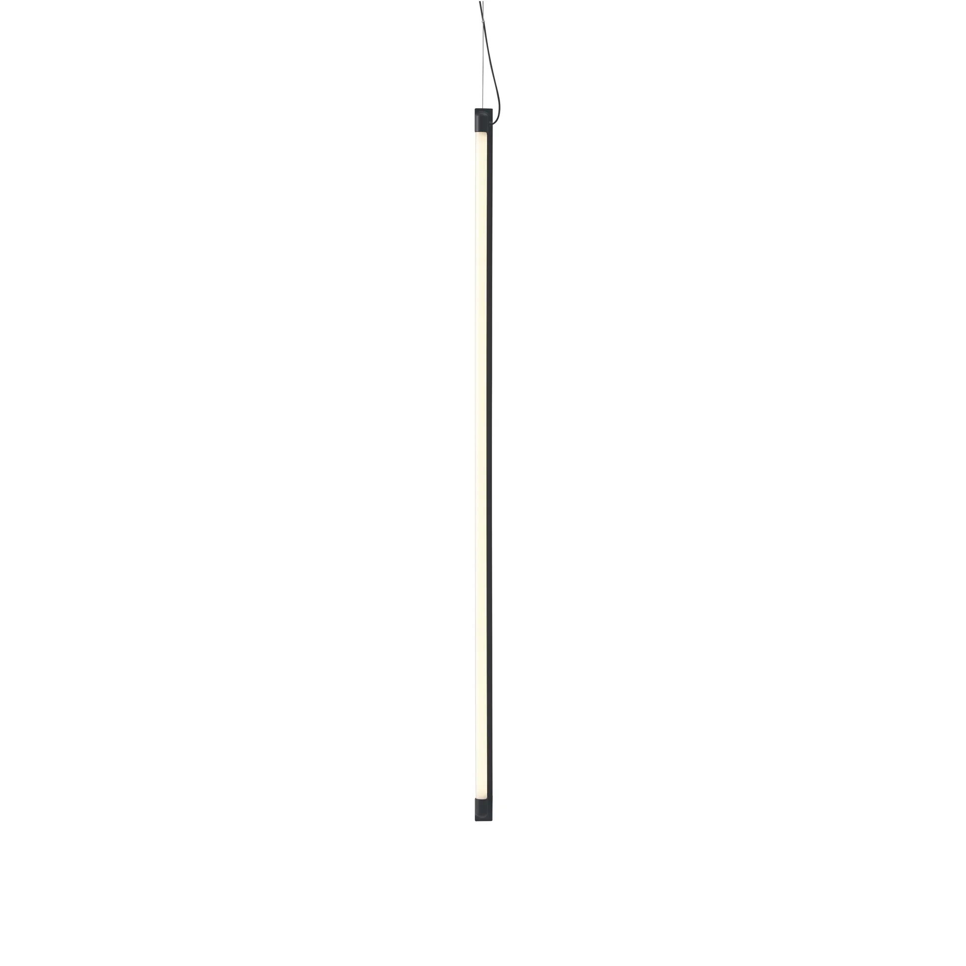 Fine Suspension Lamp 120 cm, Black Muuto